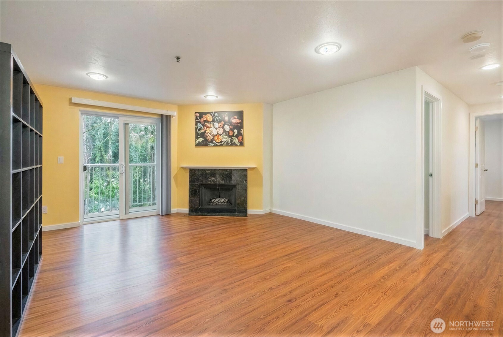 975 Aberdeen Avenue NE F207