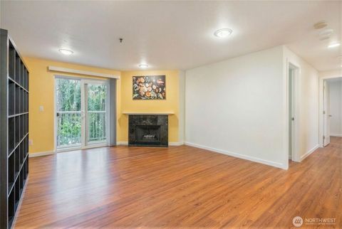 975 Aberdeen Avenue NE F207 Renton WA 98056