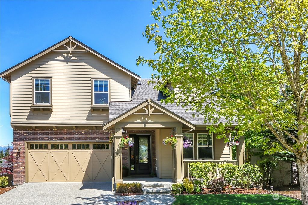 Photo of 9208 Brinkley Avenue SE, Snoqualmie, WA 98065 (MLS # 2236755)