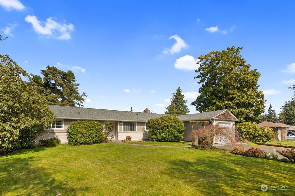 Photo of 8105 208th Place SW, Edmonds, WA 98026 (MLS # 2217619)