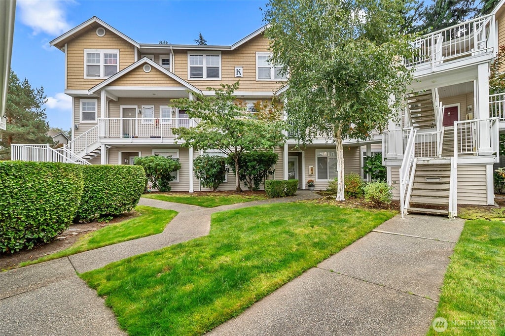 Photo of 5400 Harbour Pointe Boulevard #K102, Mukilteo, WA 98275 (MLS # 2586868)