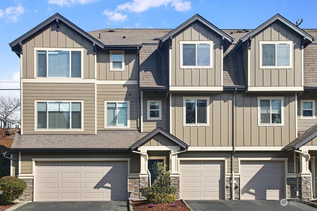 Photo of 1900 Weaver Road #L102, Snohomish, WA 98290 (MLS # 2045102)
