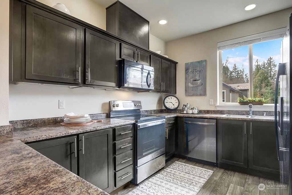 Photo of 1900 Weaver Road #L102, Snohomish, WA 98290 (MLS # 2045102)
