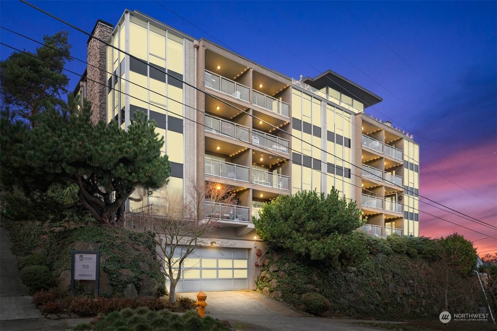 Photo of 900 Warren Avenue N #301, Seattle, WA 98109 (MLS # 2133354)