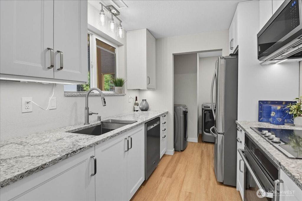 Photo of 27001 35th Avenue S, Kent, WA 98032 (MLS # 2441330)