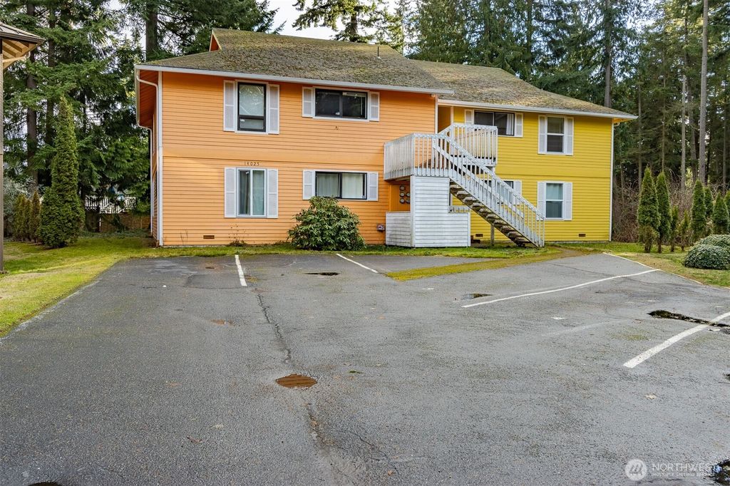 Photo of 14025 61st Place W, Edmonds, WA 98026 (MLS # 2499588)