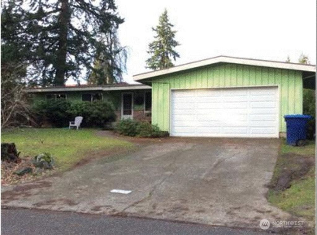 Photo of 16620 SE 16th Street, Bellevue, WA 98008 (MLS # 2485530)