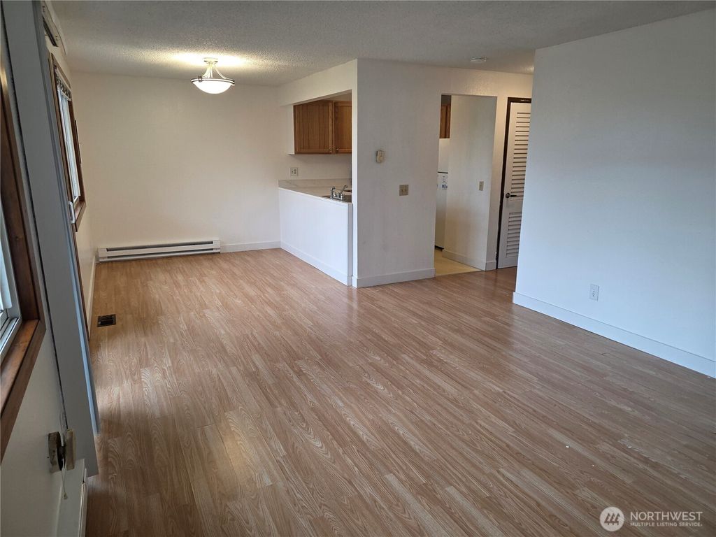 Photo of 3110 S 216th Street #D1, SeaTac, WA 98198 (MLS # 2515640)