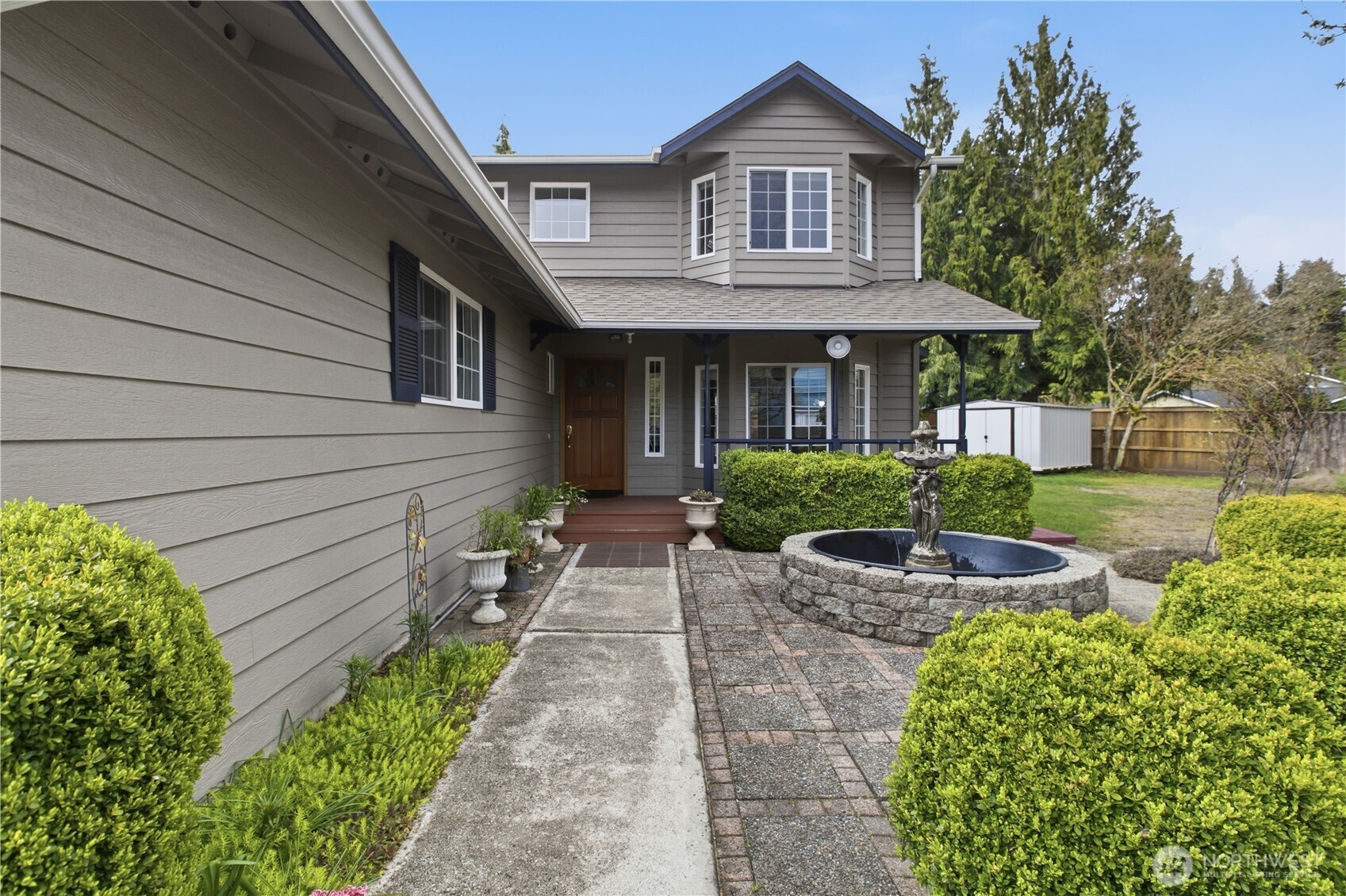 565 Bell Court SE
