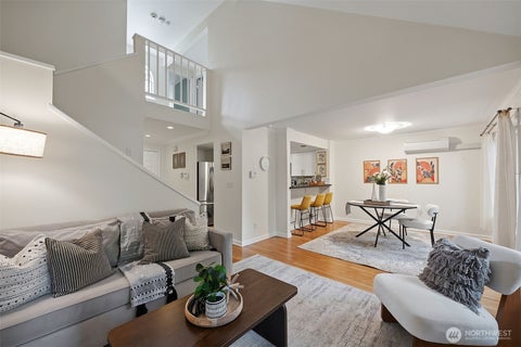 Photo of 10123 NE 135th Lane #2, Kirkland, WA 98034 (MLS # 2530008)