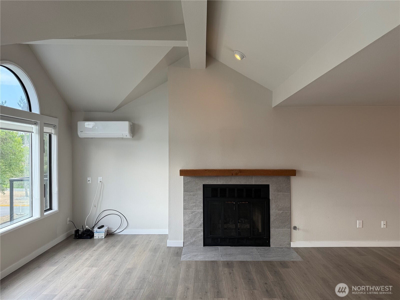 6121 NE 175th Street A-402