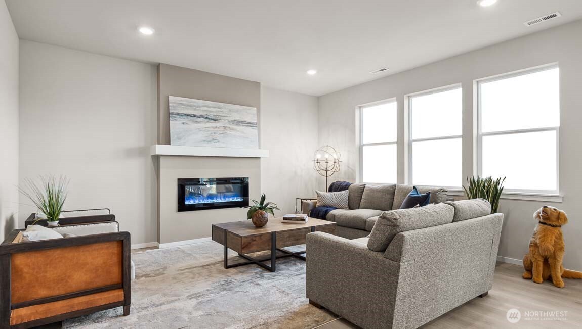 14736 59th Avenue E 1