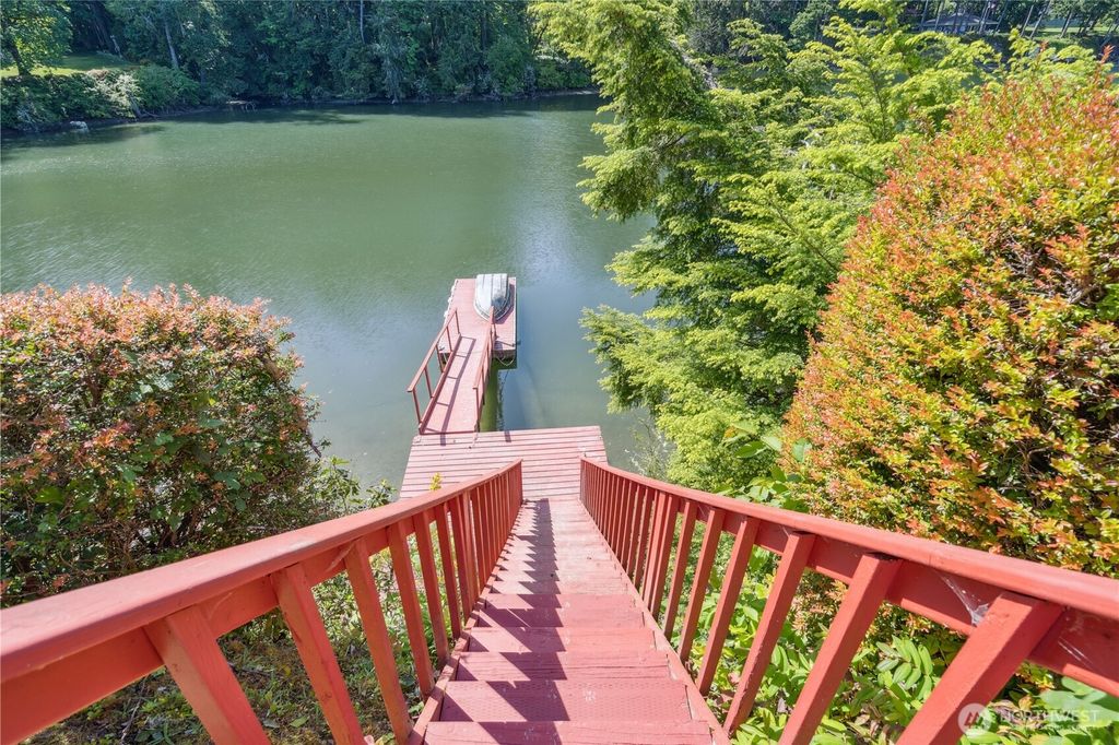 listing image 9361429123808032455