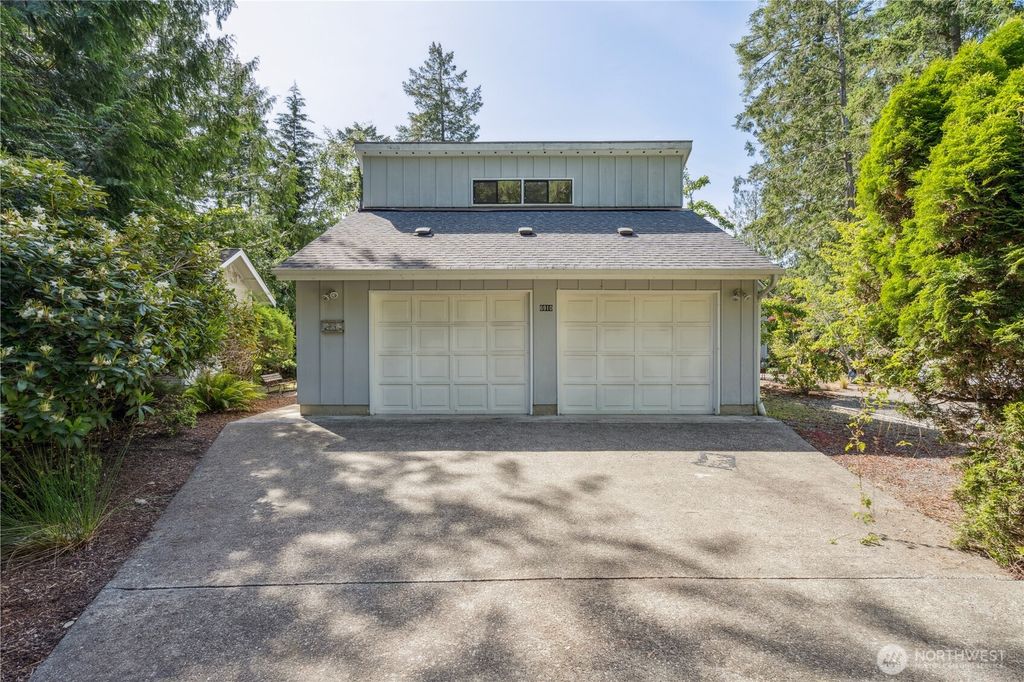 listing image 9367610859586869340