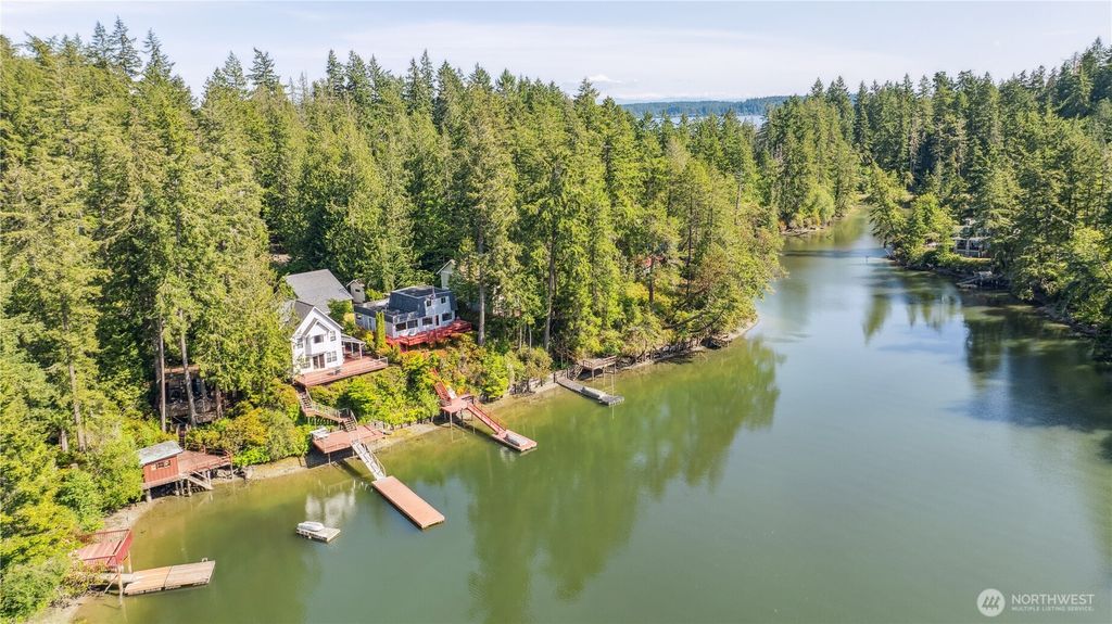 listing image 9361812040825823719