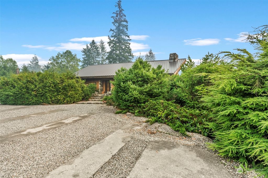 Photo of 400 Trail Street E, Darrington, WA 98241 (MLS # 2008631)