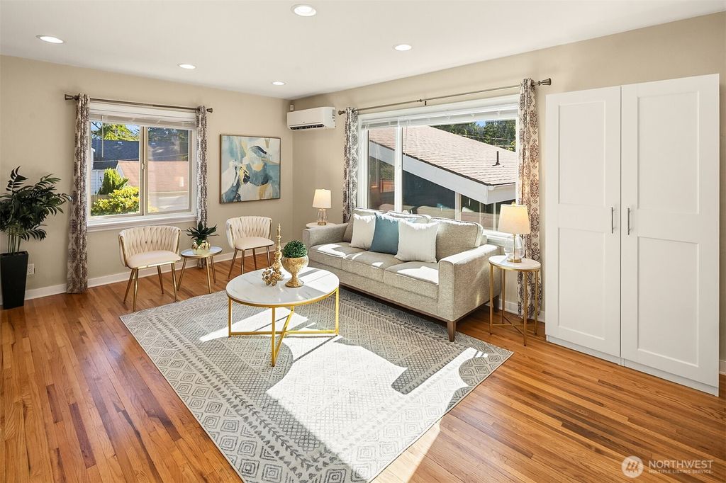Photo of 13316 30th Avenue NE, Seattle, WA 98125 (MLS # 2400573)