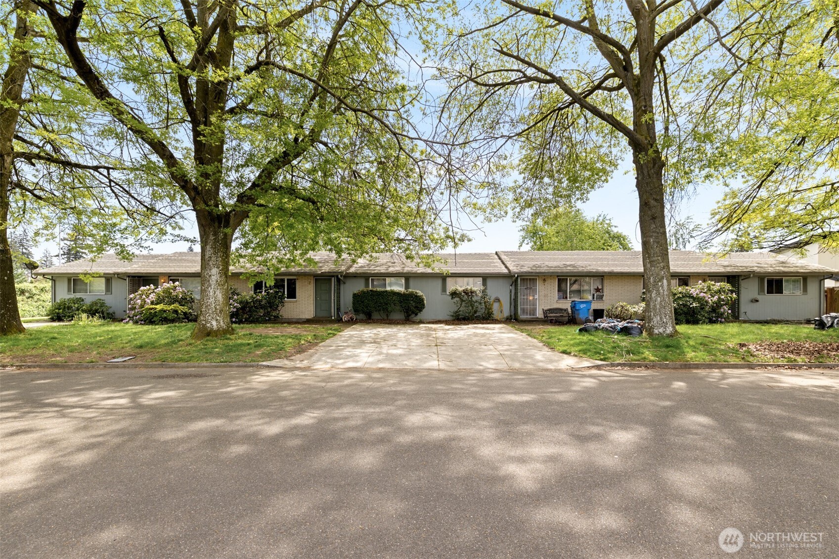 10901 NE 7th Street
