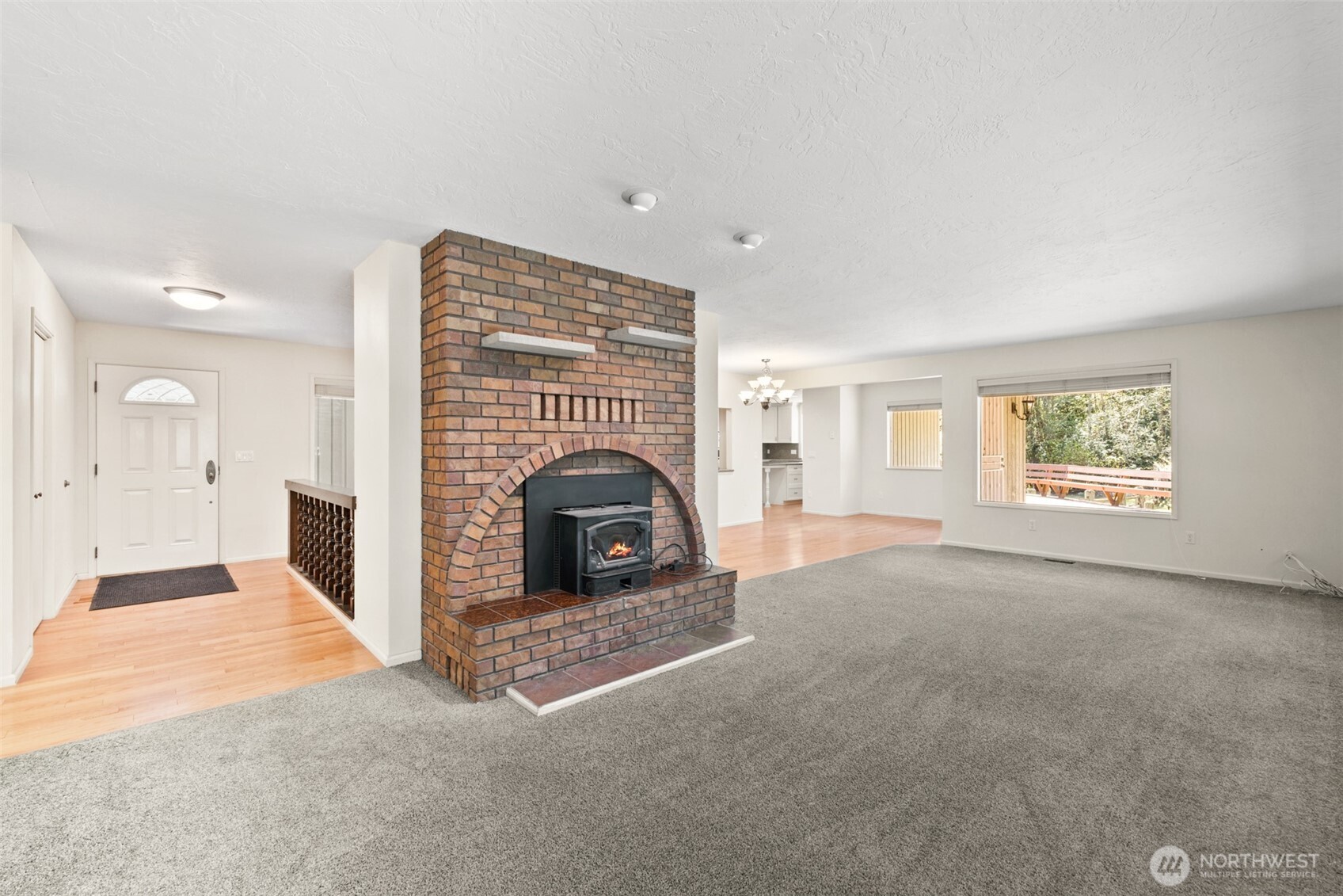 212 Deer Park Lane