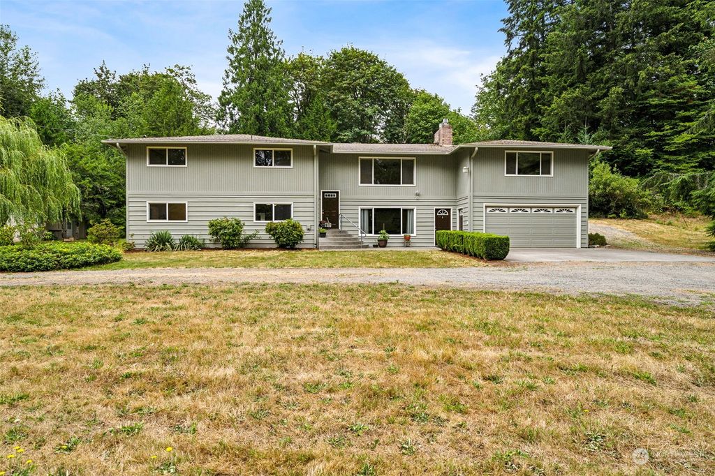 Photo of 16224 SE 144th Street, Renton, WA 98059 (MLS # 2275447)