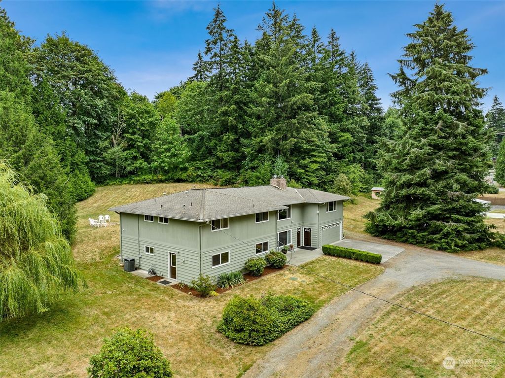 Photo of 16224 SE 144th Street, Renton, WA 98059 (MLS # 2275447)