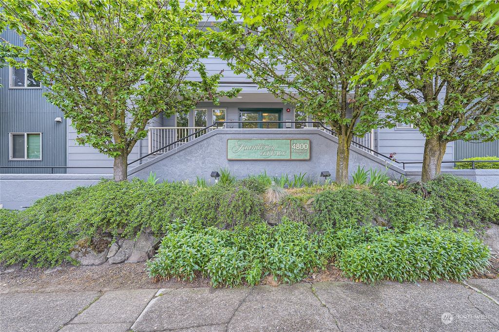 Photo of 4800 Fauntleroy Way SW #307, Seattle, WA 98116 (MLS # 2071980)