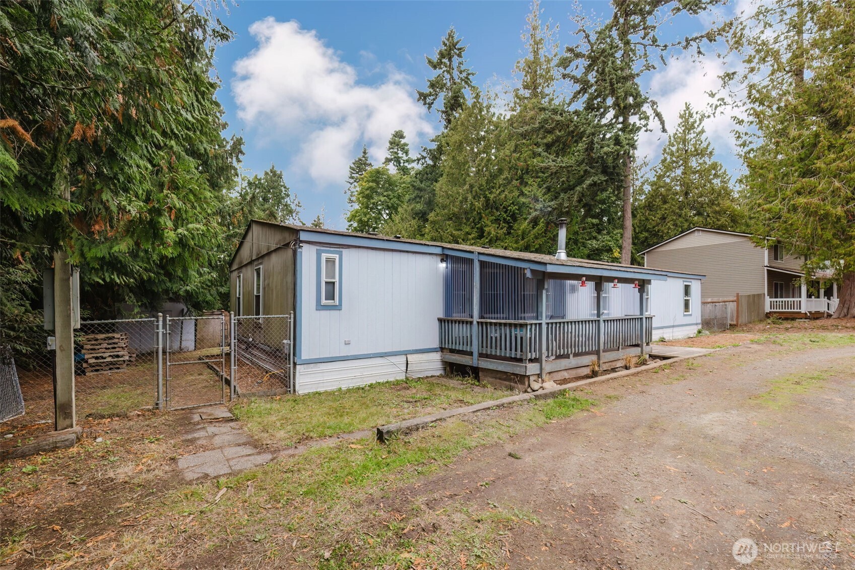 21115 Jefferson Beach Road NE