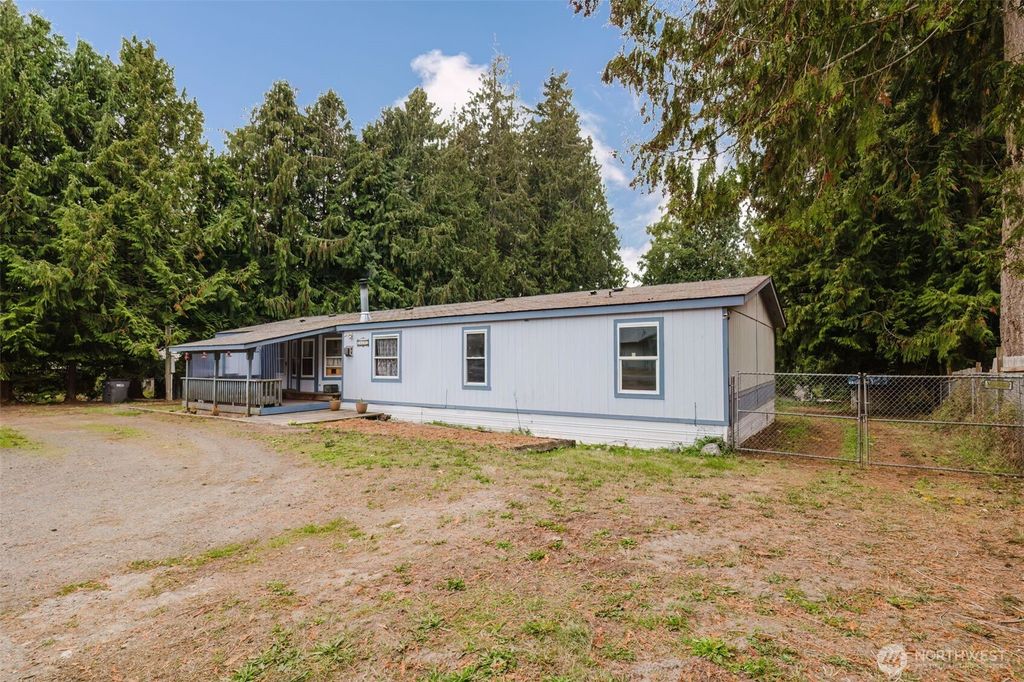 Photo of 21115 Jefferson Beach Road NE, Kingston, WA 98346 (MLS # 2445810)