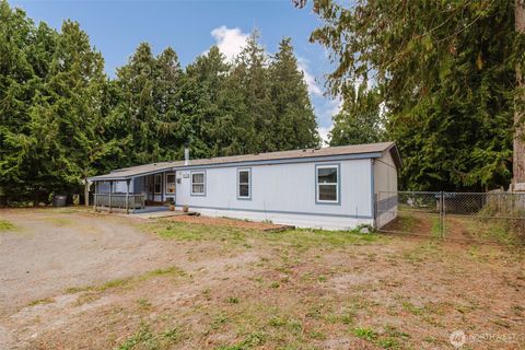 Photo of 21115 Jefferson Beach Road NE, Kingston, WA 98346 (MLS # 2445810)
