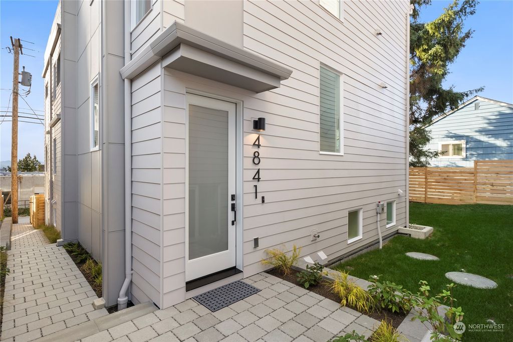 Photo of 4841 42nd Avenue SW, Seattle, WA 98116 (MLS # 2298332)