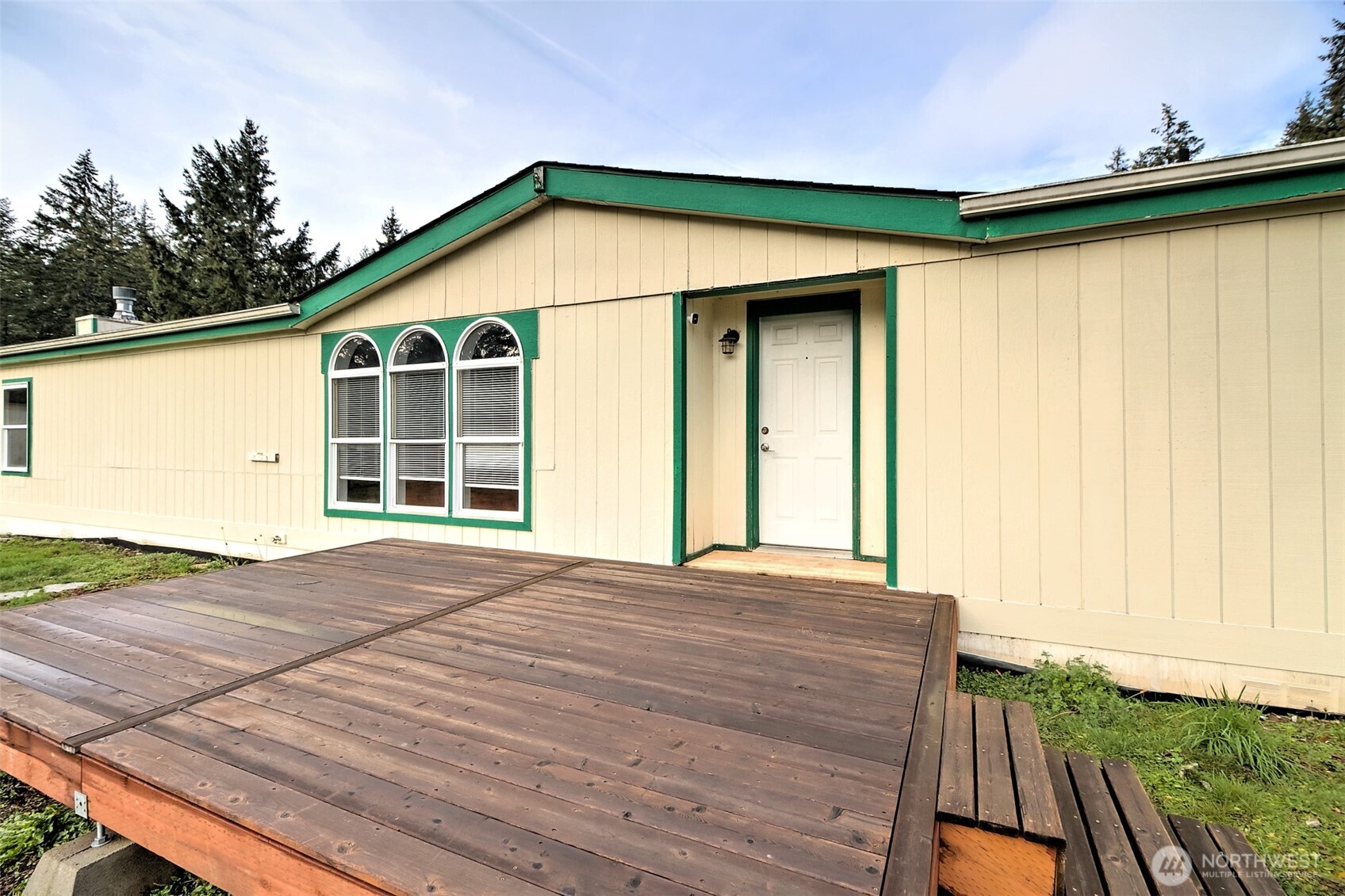 221 E Little Bear Lane