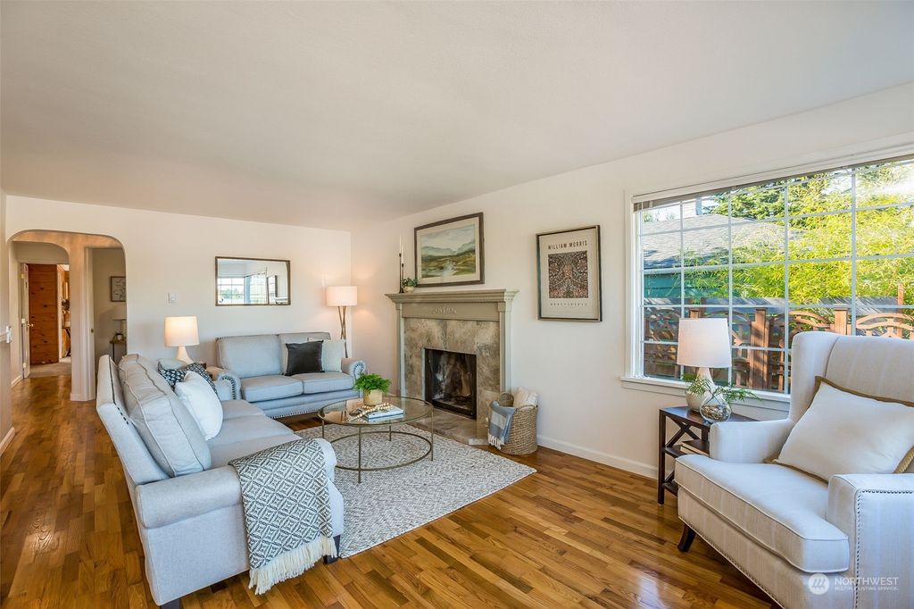 Photo of 9433 34th Avenue SW, Seattle, WA 98126 (MLS # 2152997)