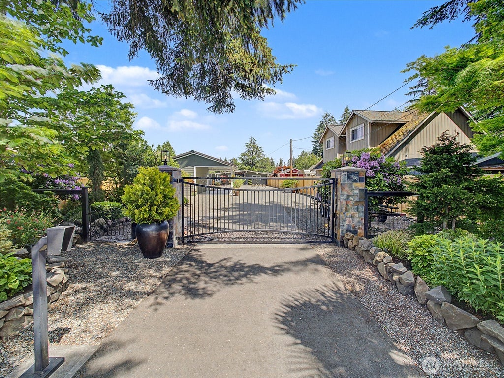 Photo of 29206 218th Place SE, Black Diamond, WA 98010 (MLS # 2531867)