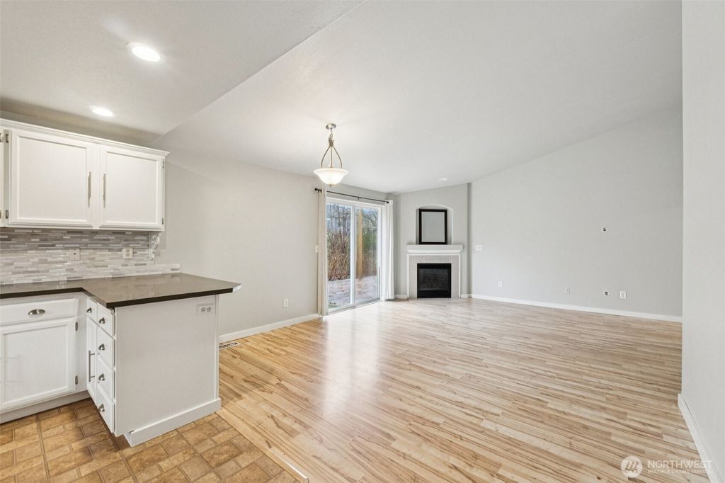 Photo of 1724 147th Place SW, Lynnwood, WA 98087 (MLS # 2498483)