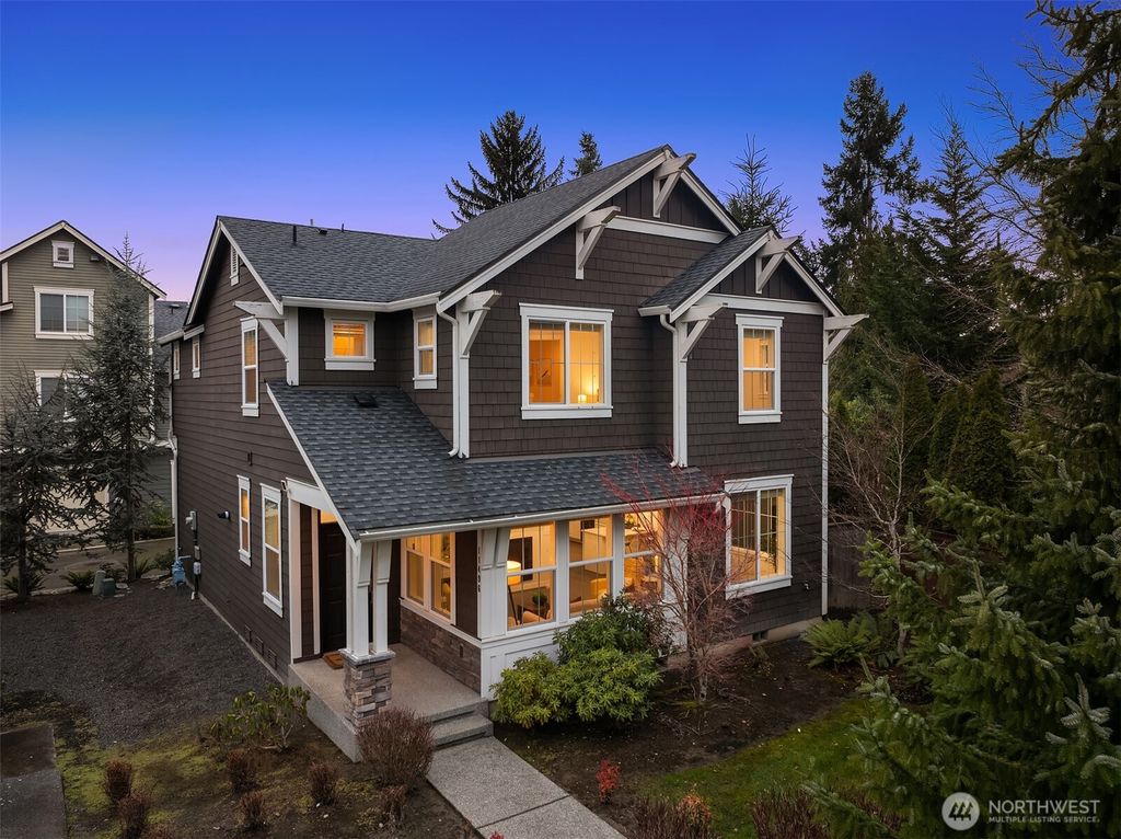 Photo of 11496 158th Avenue NE, Redmond, WA 98052 (MLS # 2488631)