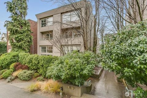 Photo of 2827 Franklin Avenue E #S1, Seattle, WA 98102 (MLS # 2481777)