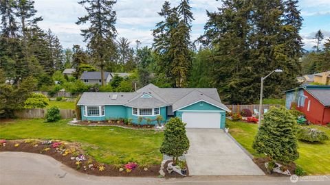 Photo of 1974 Fiver Place, Oak Harbor, WA 98277 (MLS # 2524946)