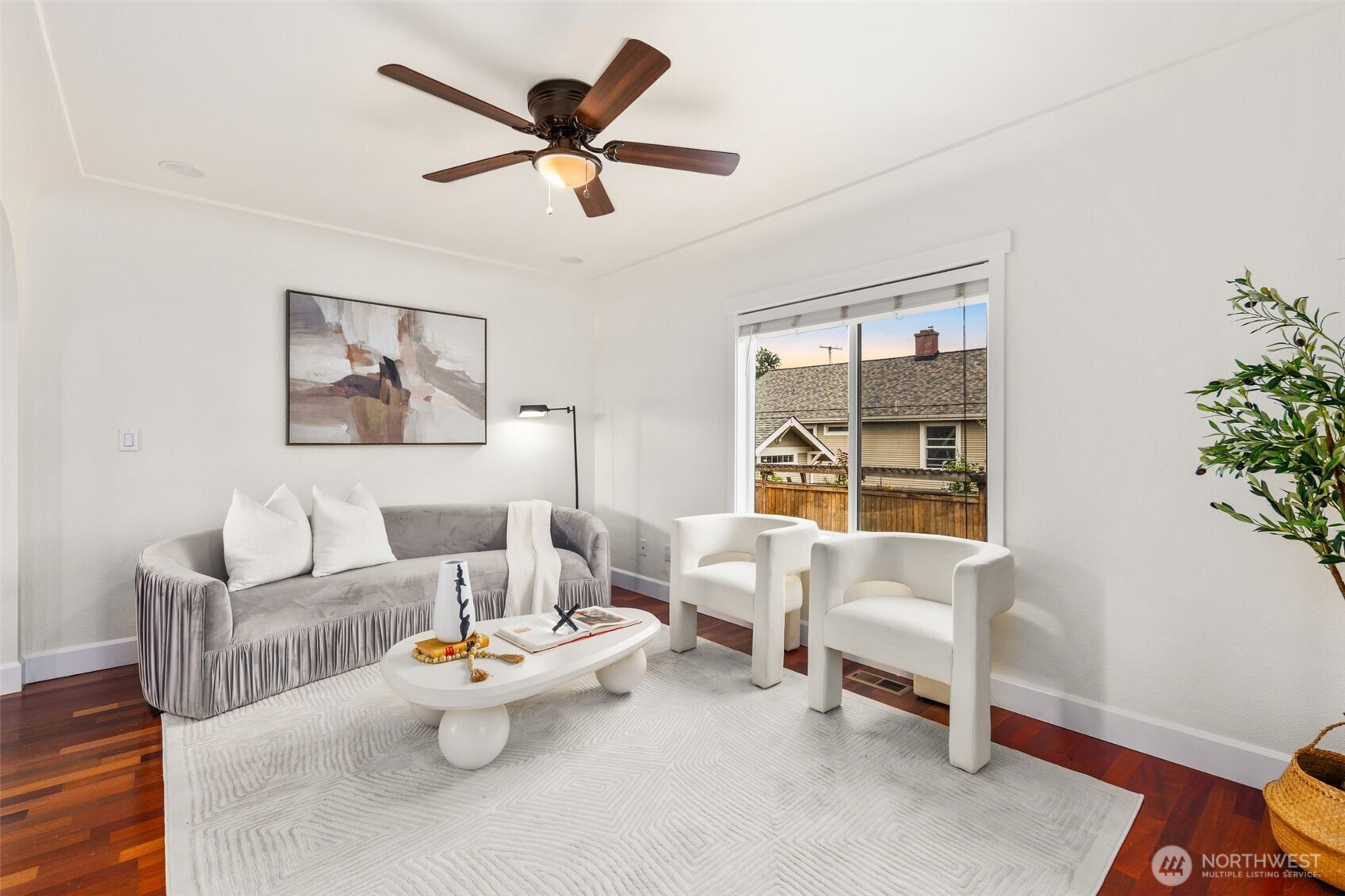 3132 Porter Street