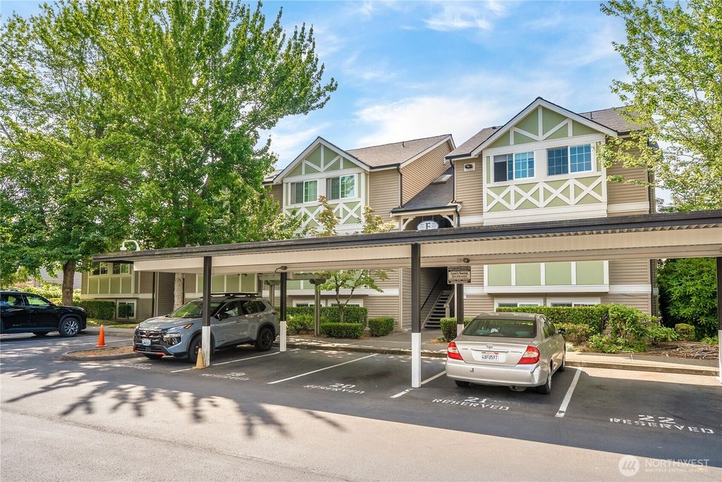 Photo of 26016 106th Place SE #F103, Kent, WA 98030 (MLS # 2413233)