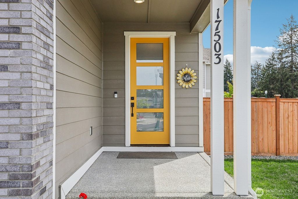 Photo of 17503 SE 254th Street, Covington, WA 98042 (MLS # 2422394)