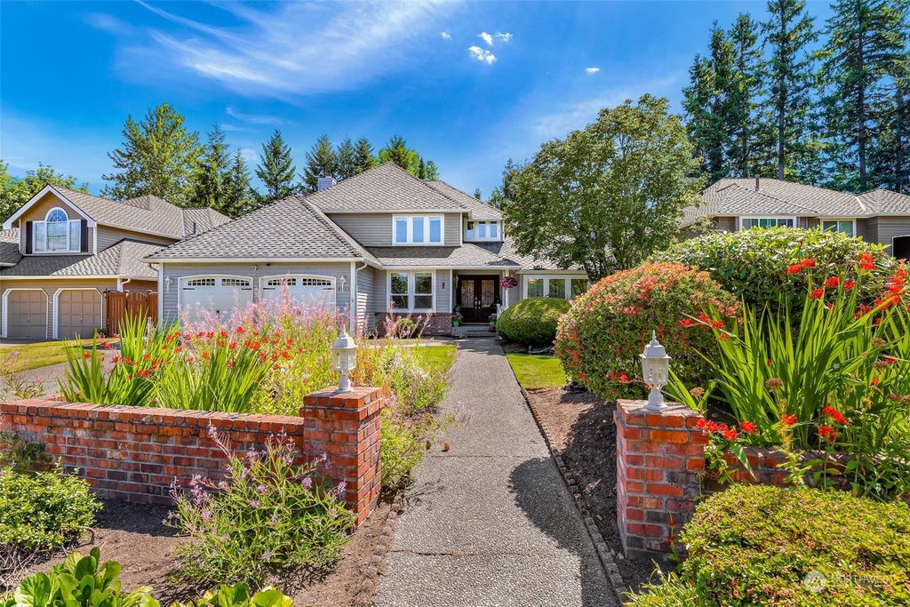 Photo of 4032 240th Place SE, Sammamish, WA 98029 (MLS # 2139746)
