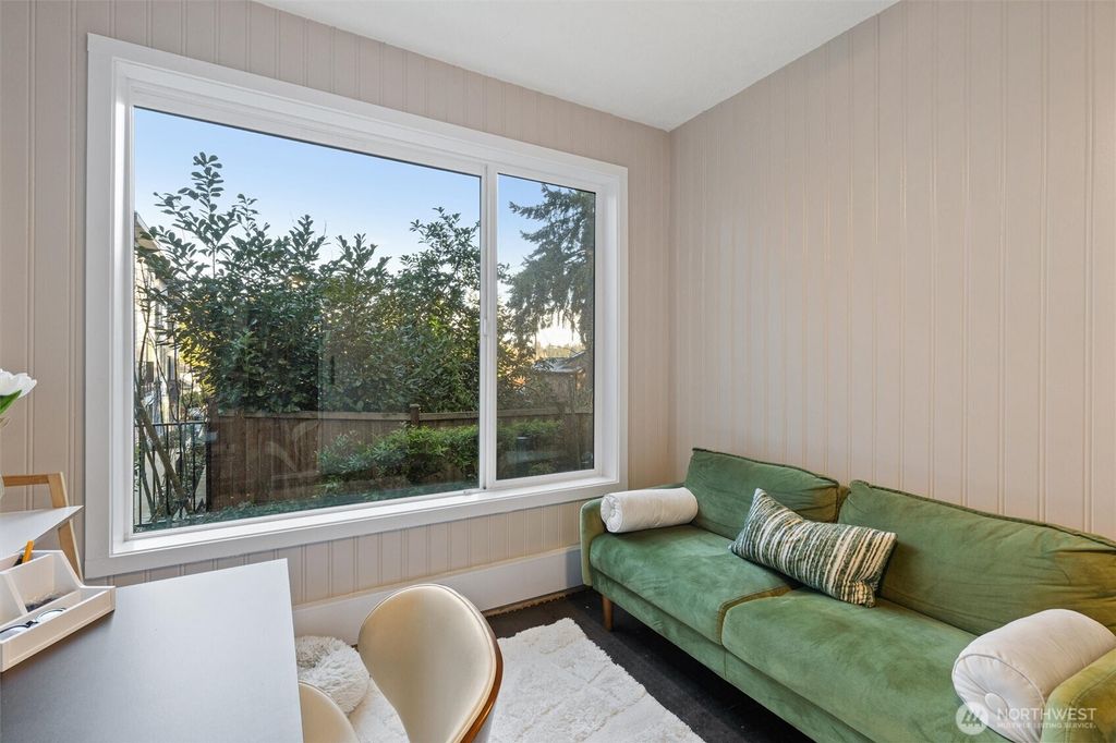 Photo of 2126 N 147th Street #D, Shoreline, WA 98133 (MLS # 2470931)