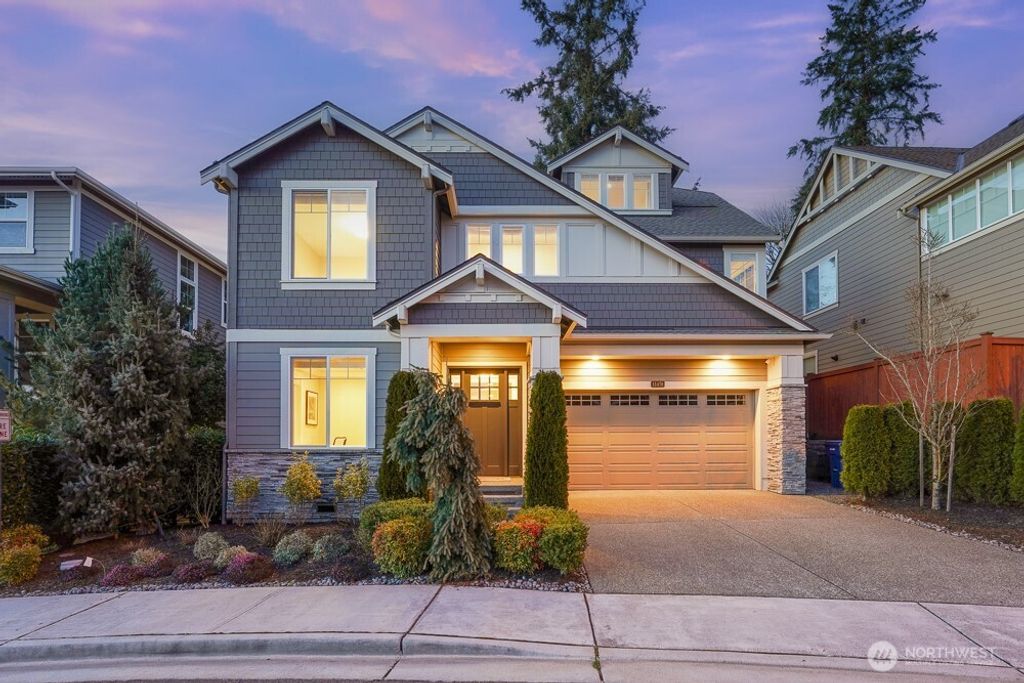 Photo of 15470 NE 107th Way, Redmond, WA 98052 (MLS # 2338798)