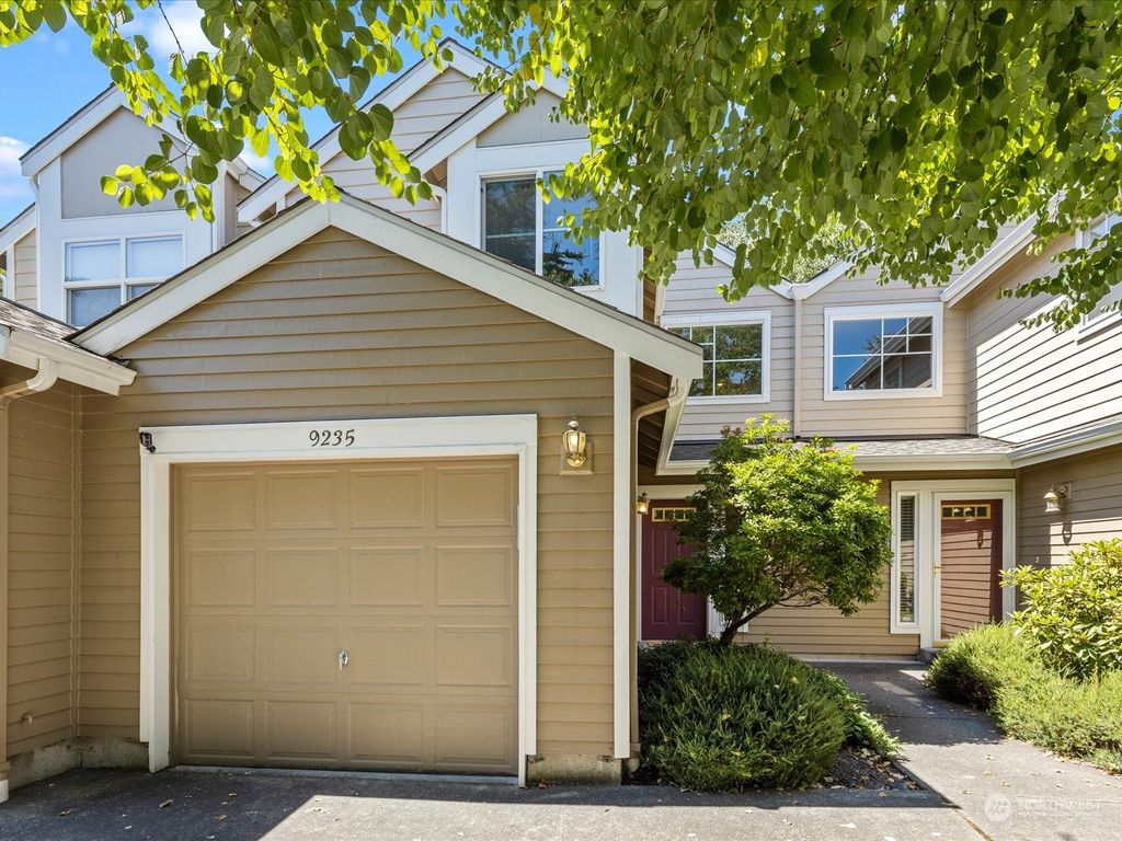 Photo of 9235 158th Place NE #2802, Redmond, WA 98052 (MLS # 2147424)