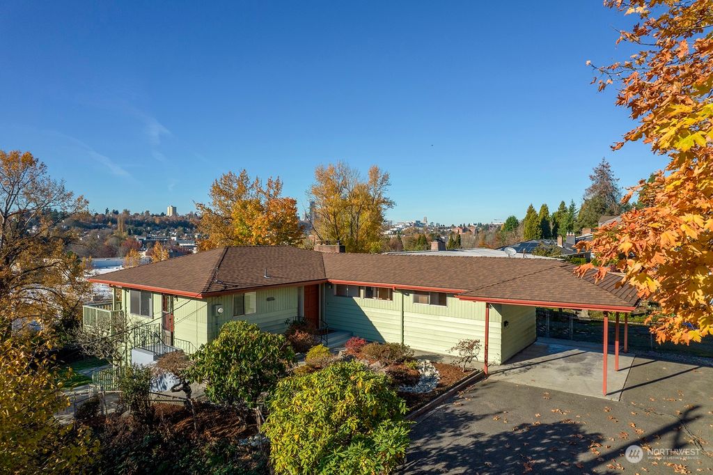 Photo of 2360 28th Avenue S, Seattle, WA 98144 (MLS # 2181193)