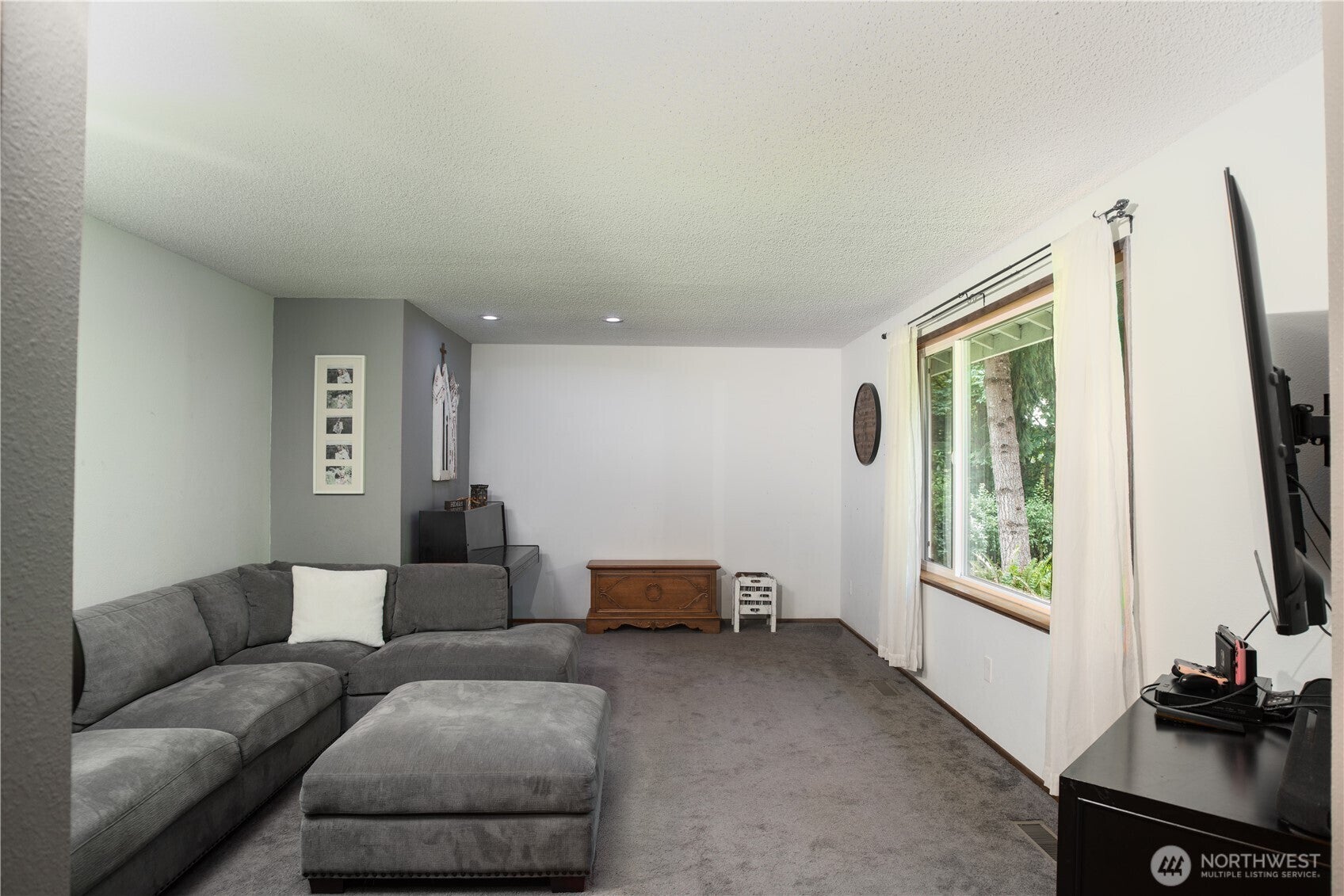 13814 214th Street E