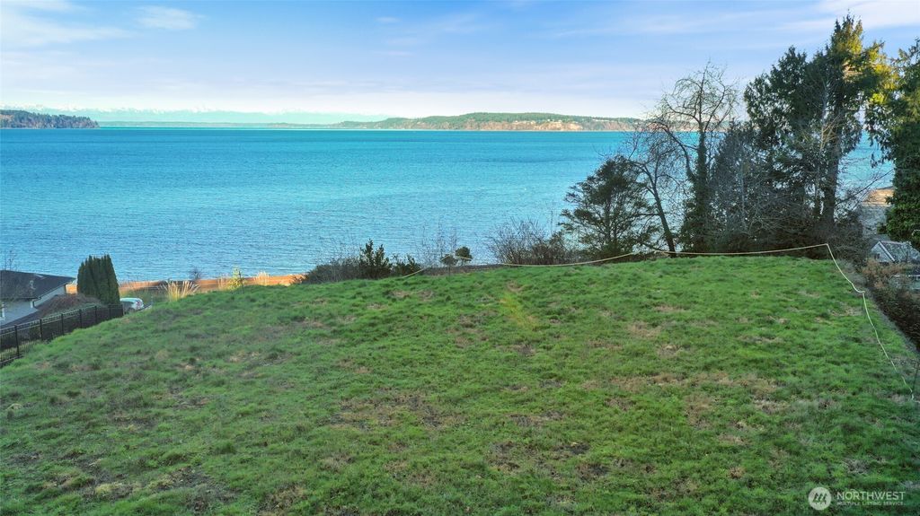 Photo of 2321 Sunnyside Heights Drive, Steilacoom, WA 98388 (MLS # 2478114)