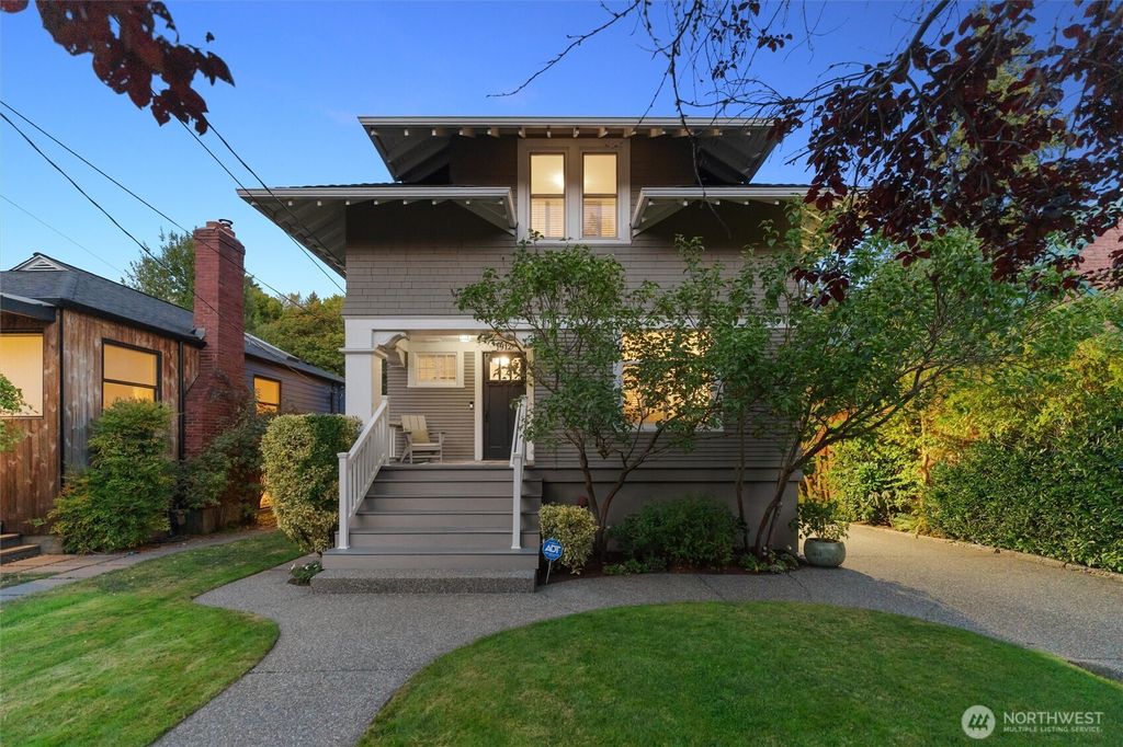 Photo of 1912 26th Avenue E, Seattle, WA 98112 (MLS # 2434977)