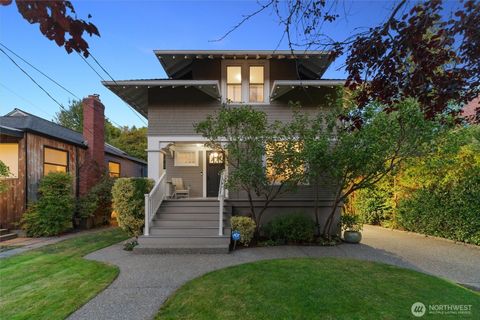 Photo of 1912 26th Avenue E, Seattle, WA 98112 (MLS # 2434977)