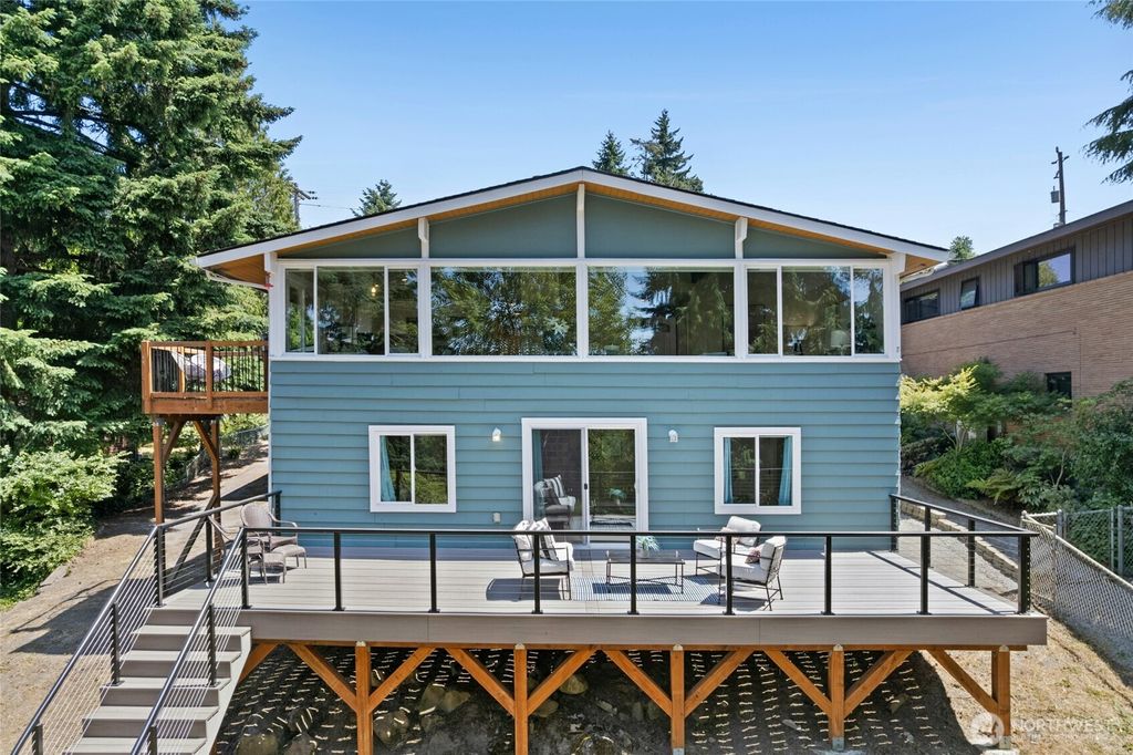 Photo of 11219 28th Avenue SW, Seattle, WA 98146 (MLS # 2394729)